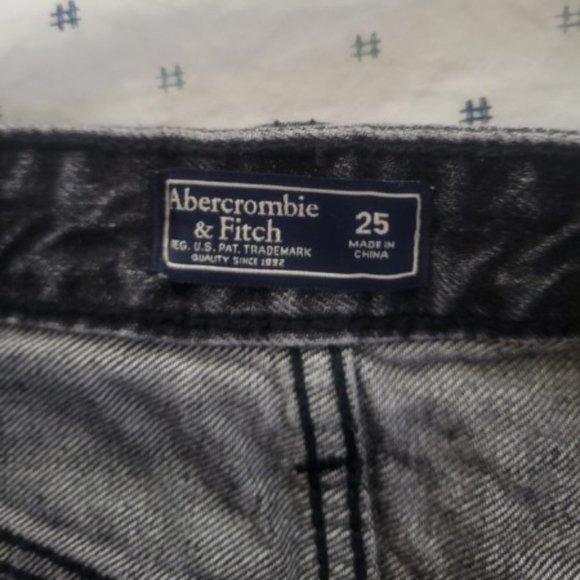 Abercrombie Floral Denim Skirt size 25 - Picture 4 of 4